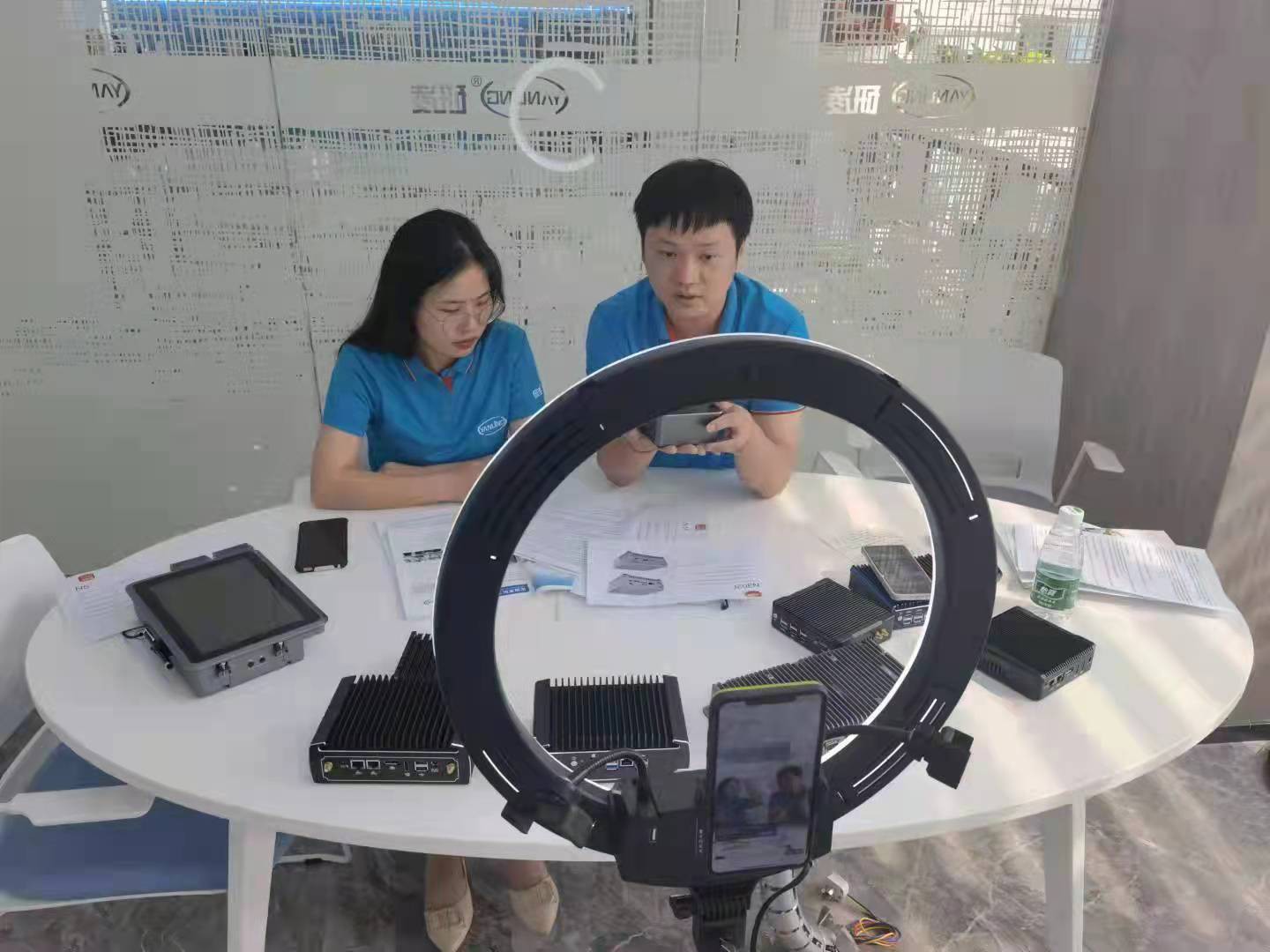 Promuj transmisję na żywo we wrześniu